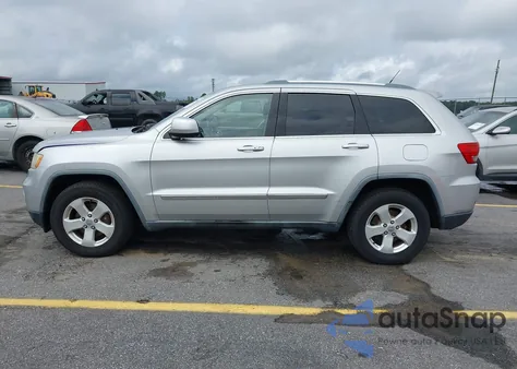 2012 Jeep Grand Cherokee Laredo z USA, uszkodzony, nr VIN 1C4RJFAT3CC192372